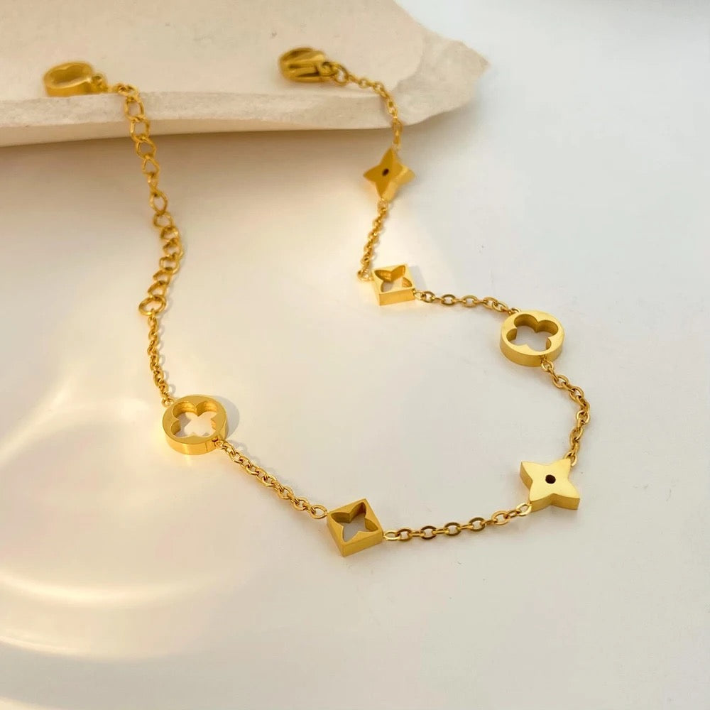 Clover Bracelet