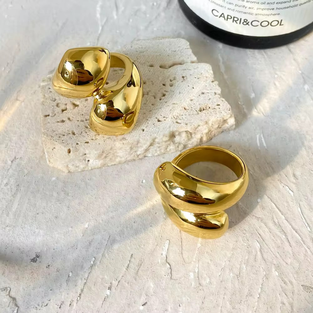 Nubia Ring