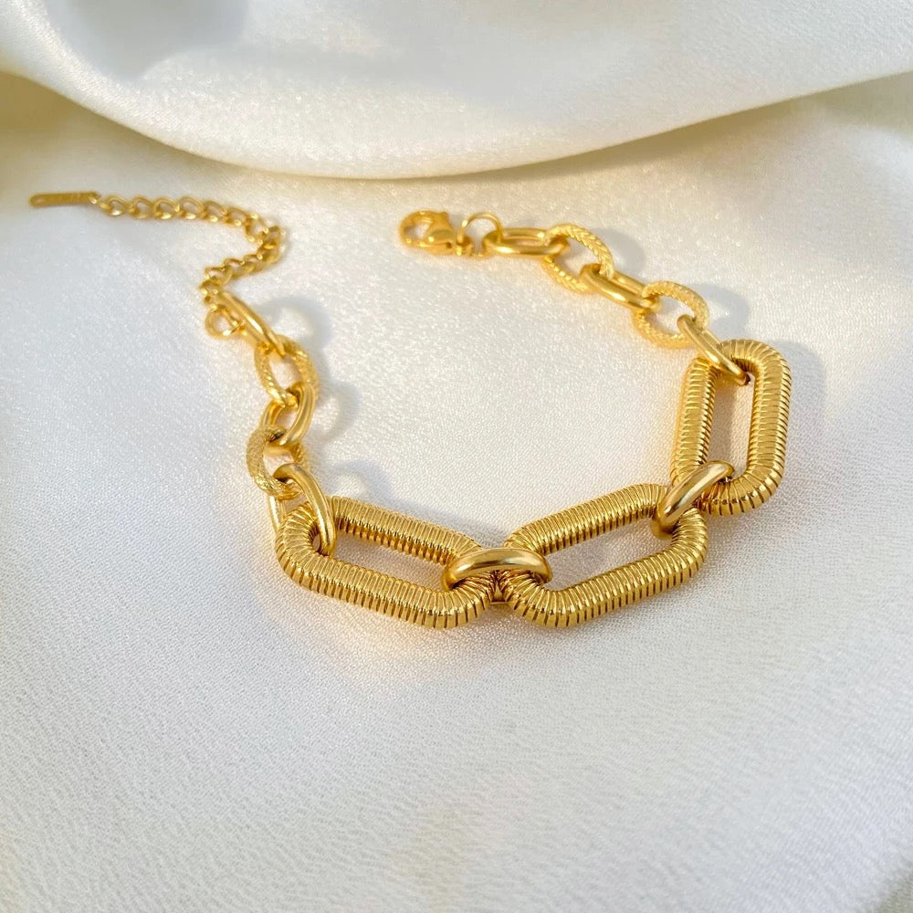 Sasha Bracelet