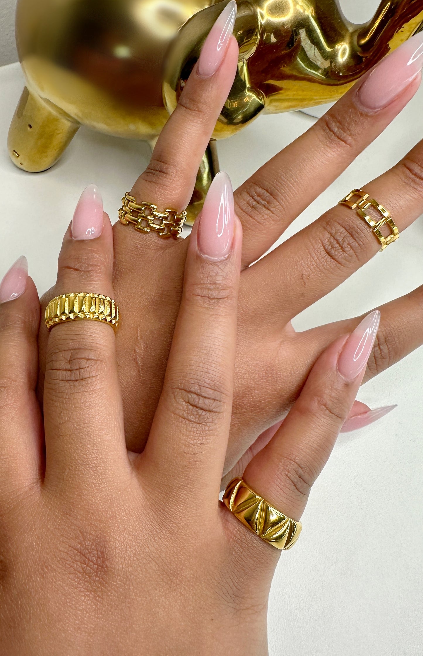Elle Ring