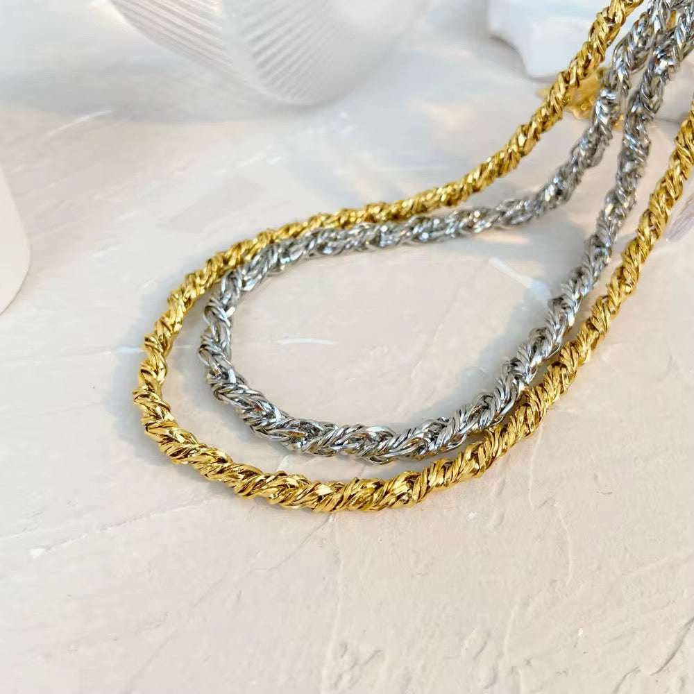 Daphne Necklace