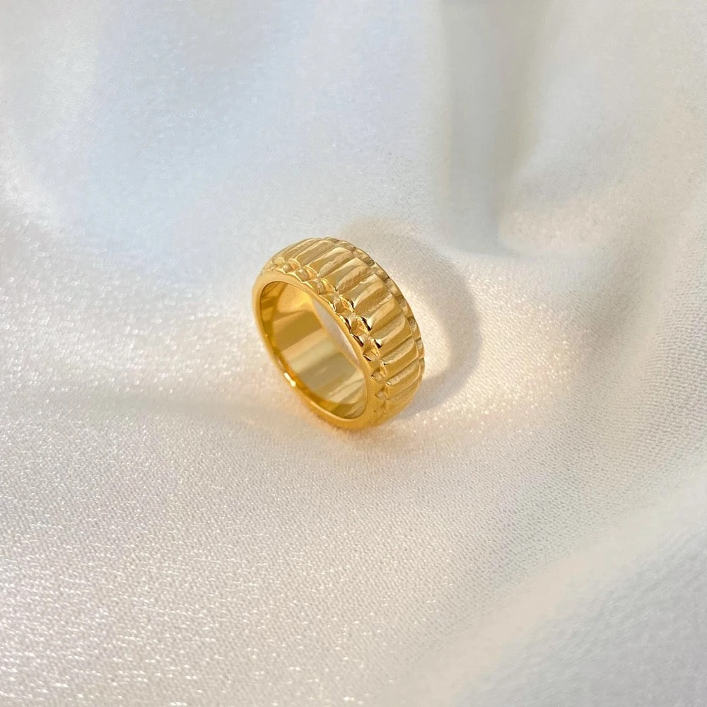 Olivia Ring