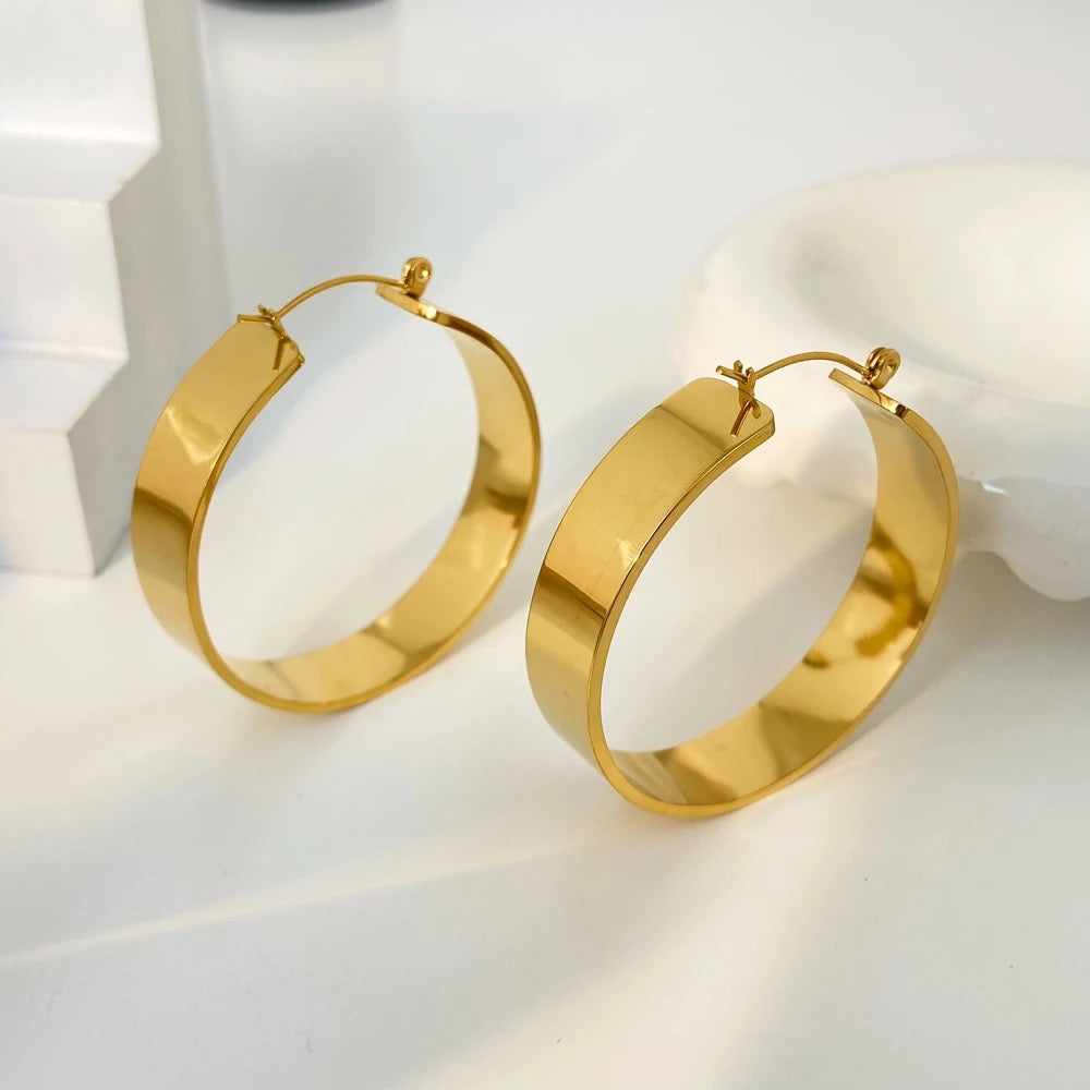 Stella Hoops
