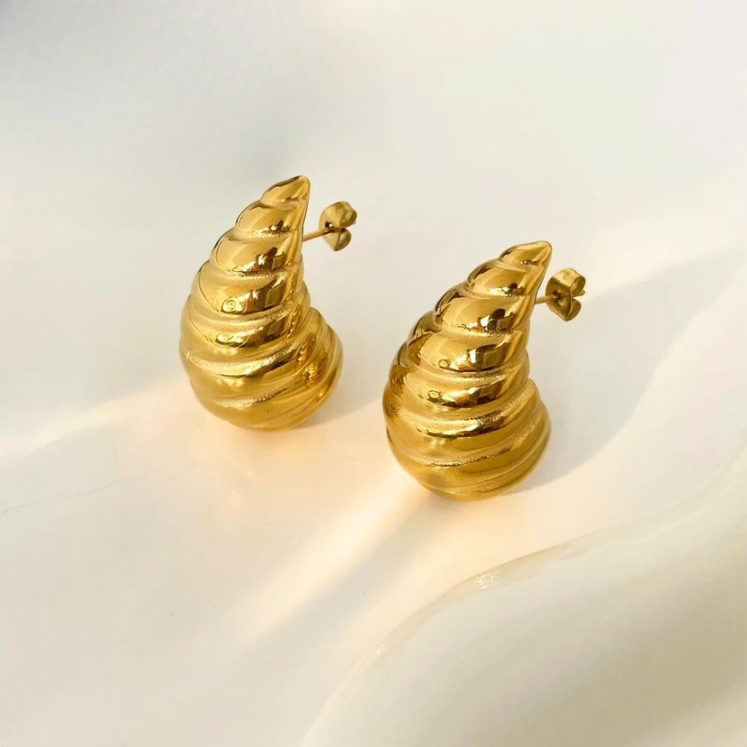 Avery Drop Earrings