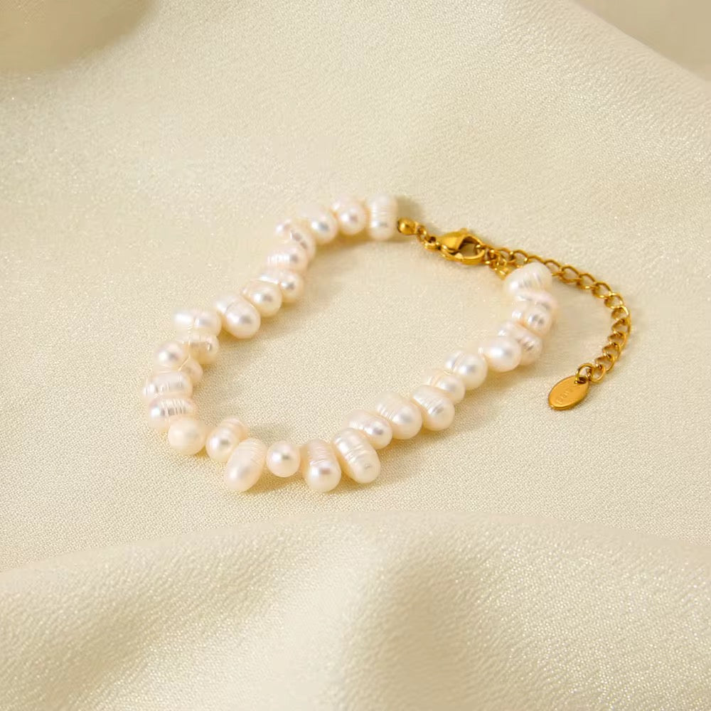 Pearly Bracelet