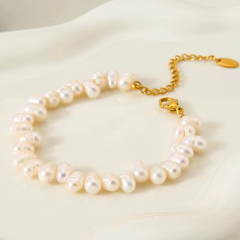 Pearly Bracelet