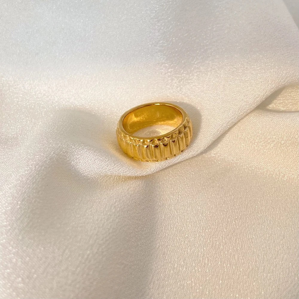 Olivia Ring