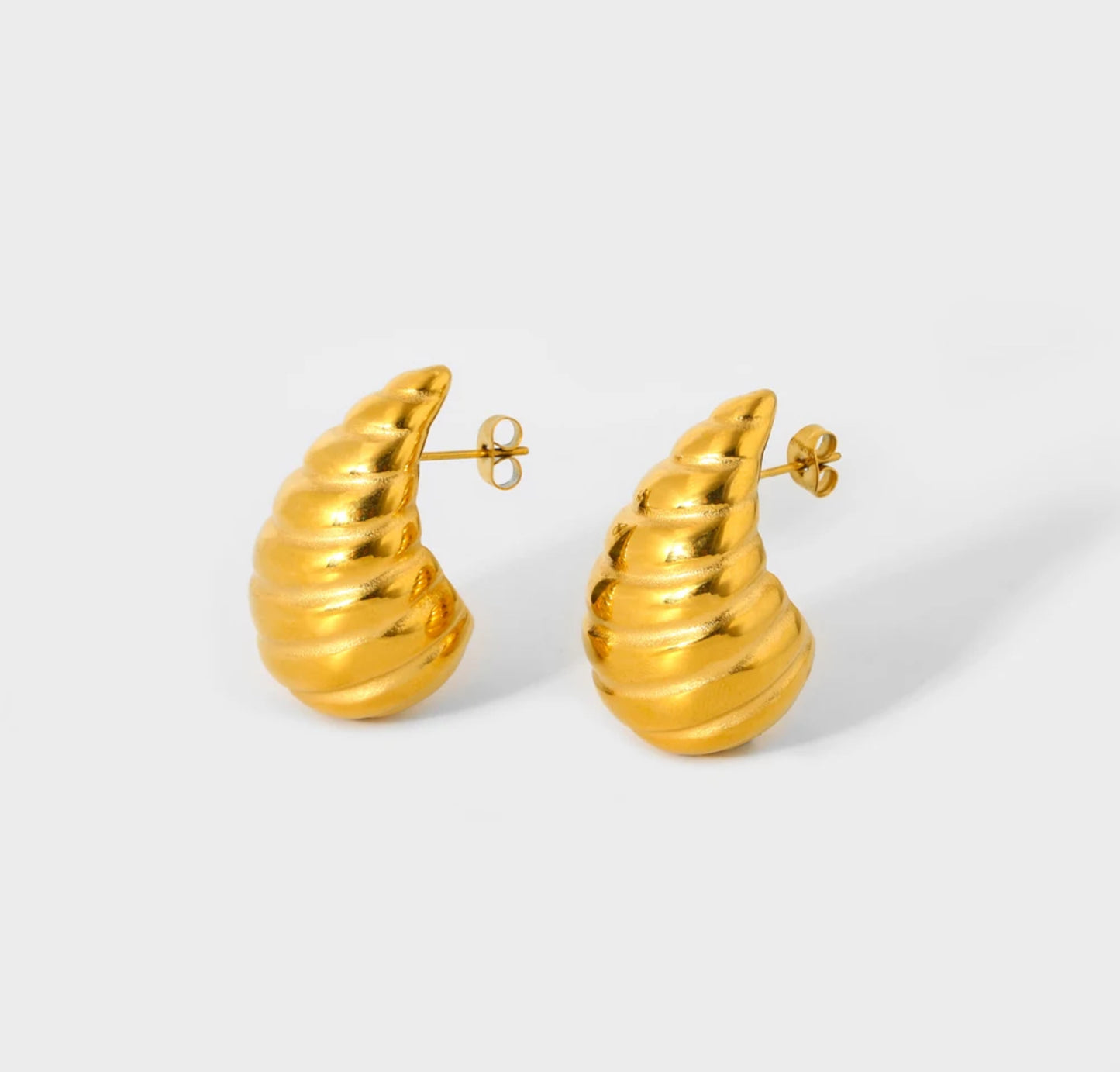 Avery Drop Earrings