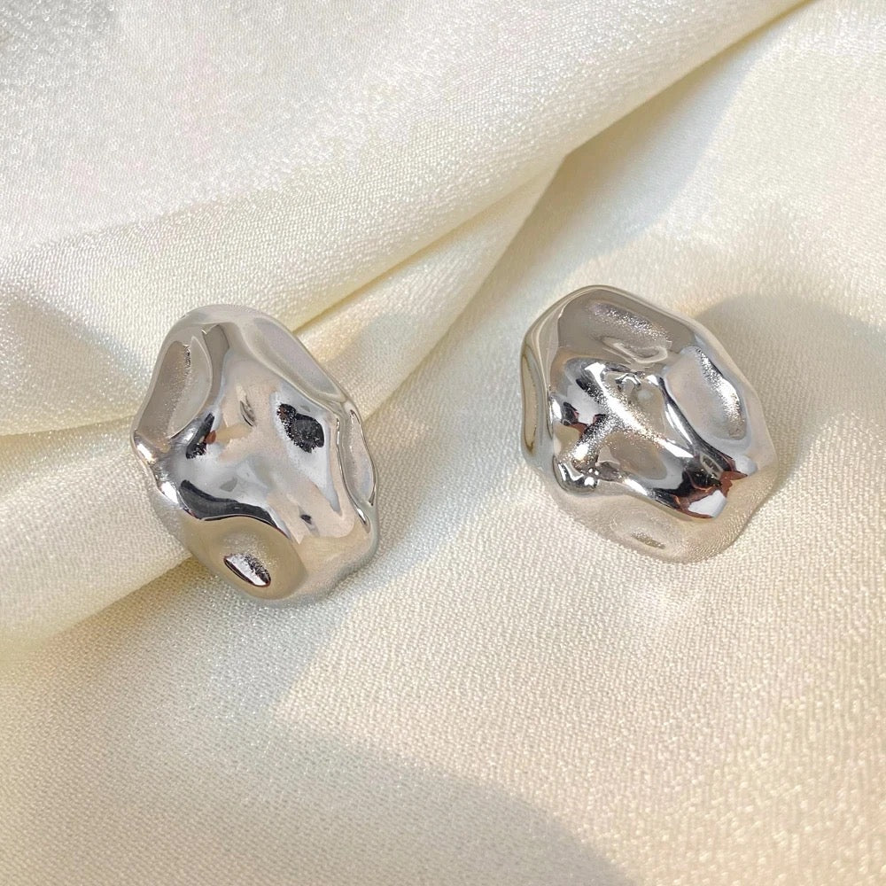 Iris Earrings