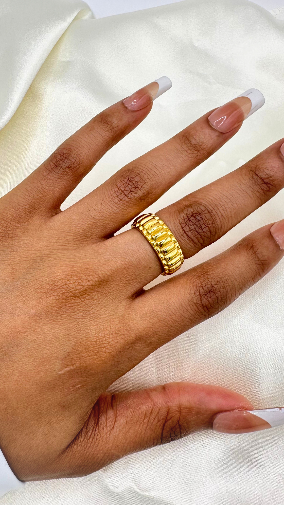 Olivia Ring