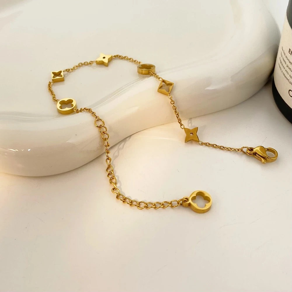 Clover Bracelet