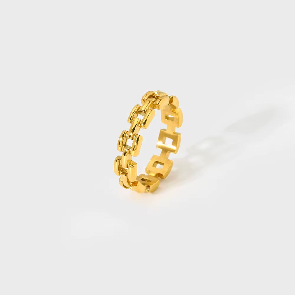 Ella Ring
