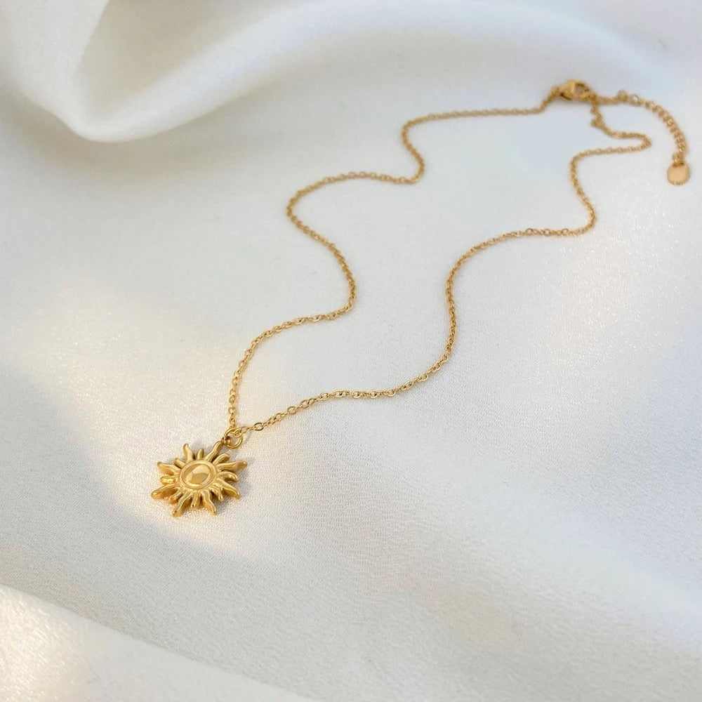 Sunny Necklace