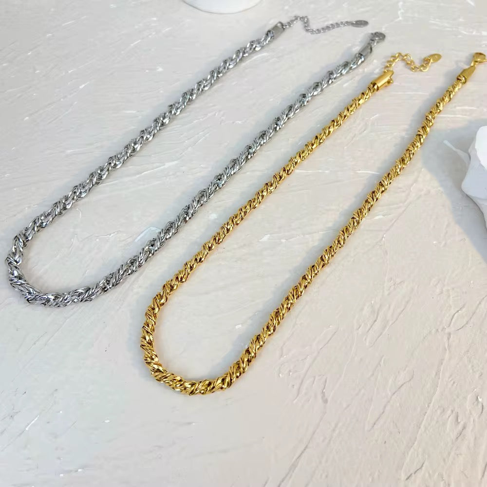 Daphne Necklace