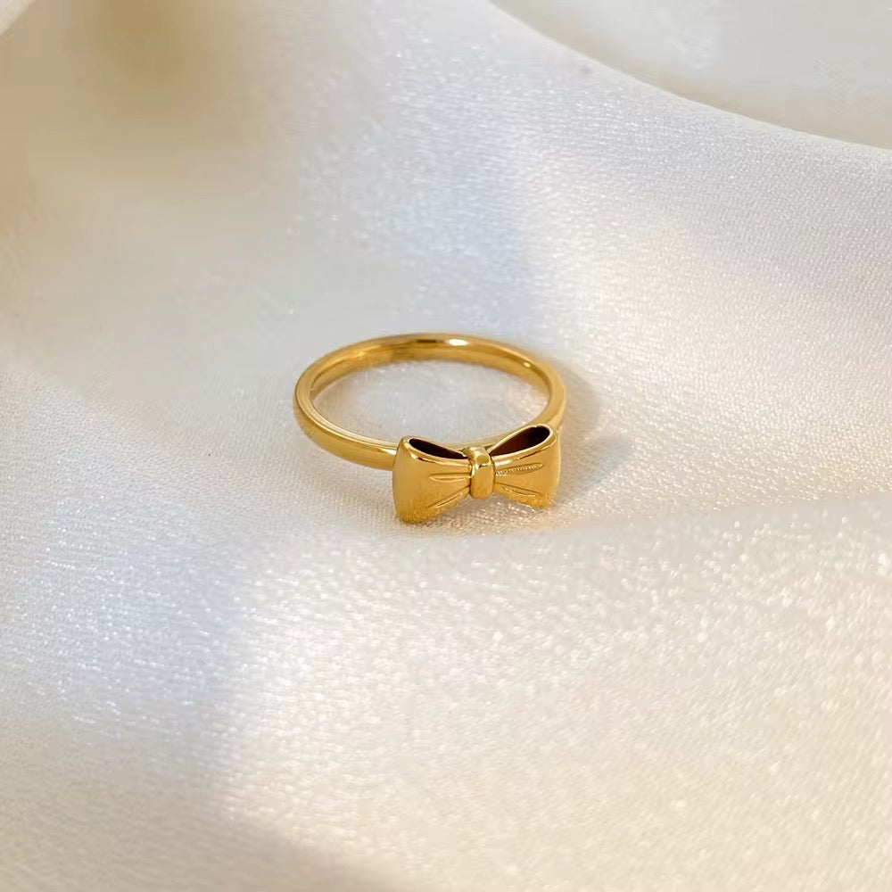 Amy Bow Ring