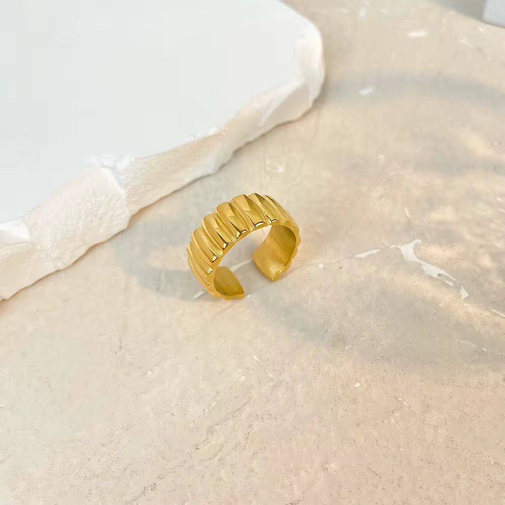 Rochelle Ring