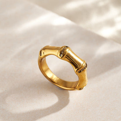 Eva Ring