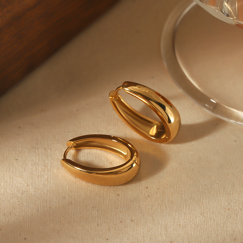 Jane Huggie Earrings