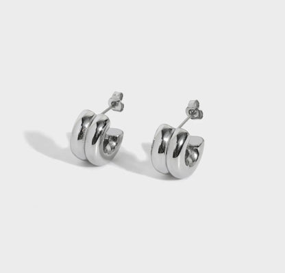 Ada Mini Earrings